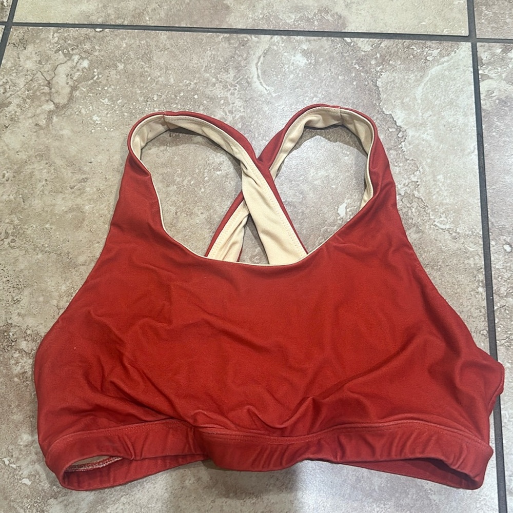 Large sports bra